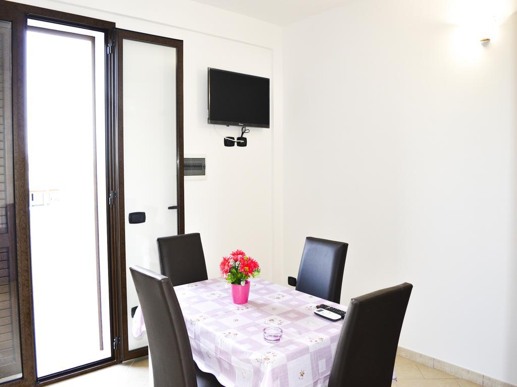 Oasi Tortuga Residence Piscina E Barbecue H24 マツァーラ・デル・ヴァッロ 部屋 写真