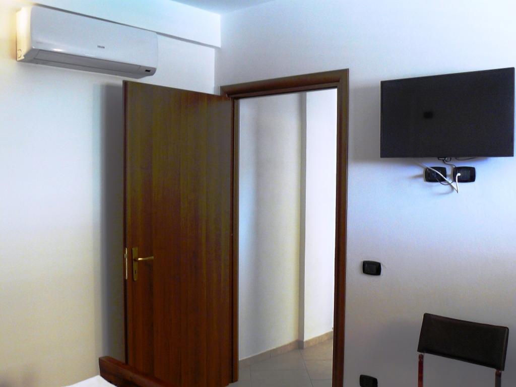 Oasi Tortuga Residence Piscina E Barbecue H24 マツァーラ・デル・ヴァッロ エクステリア 写真