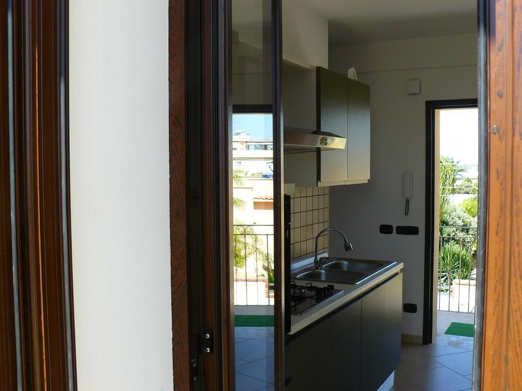 Oasi Tortuga Residence Piscina E Barbecue H24 マツァーラ・デル・ヴァッロ エクステリア 写真