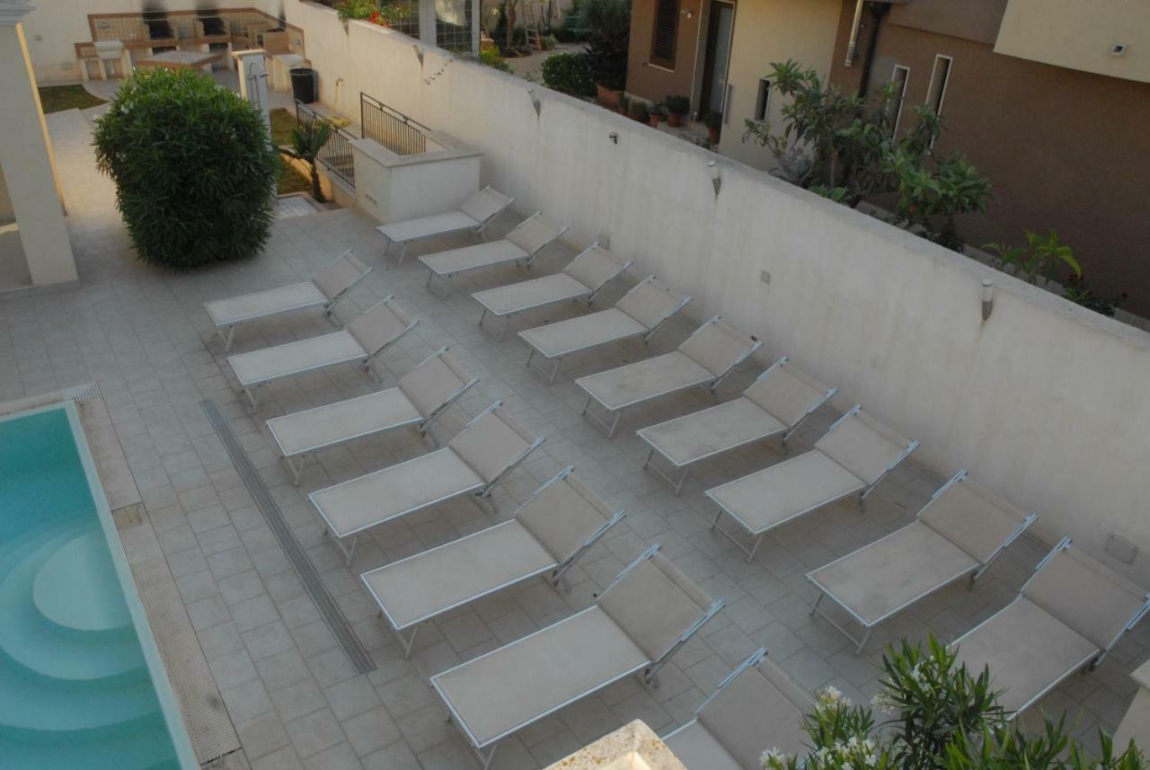 Oasi Tortuga Residence Piscina E Barbecue H24 マツァーラ・デル・ヴァッロ エクステリア 写真