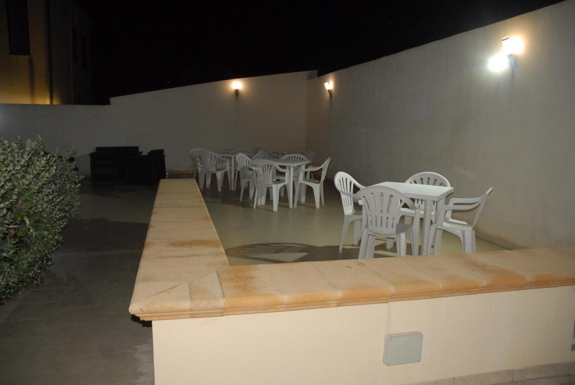 Oasi Tortuga Residence Piscina E Barbecue H24 マツァーラ・デル・ヴァッロ エクステリア 写真