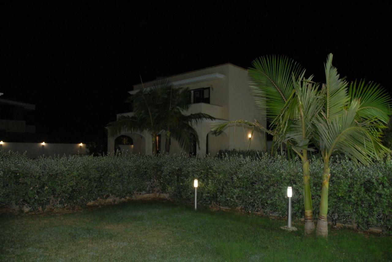 Oasi Tortuga Residence Piscina E Barbecue H24 マツァーラ・デル・ヴァッロ エクステリア 写真