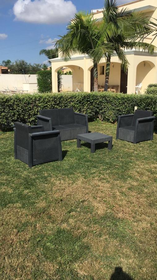 Oasi Tortuga Residence Piscina E Barbecue H24 マツァーラ・デル・ヴァッロ エクステリア 写真